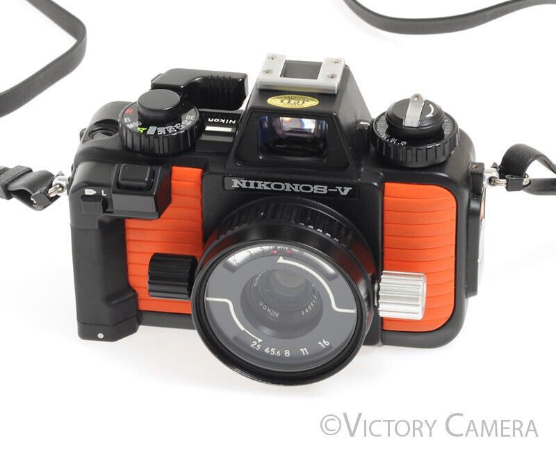 Nikon Nikonos V Underwater Camera w/ 35mm f2.5 Lens