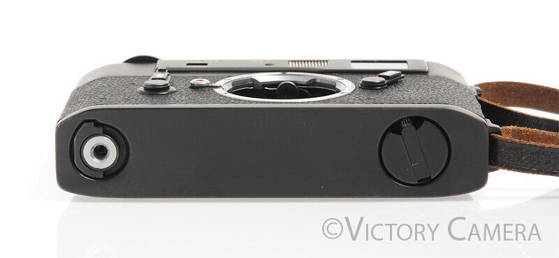 Leica Leitz M5 2 Lug Black 35mm Rangefinder Camera Body -Clean, No Met
