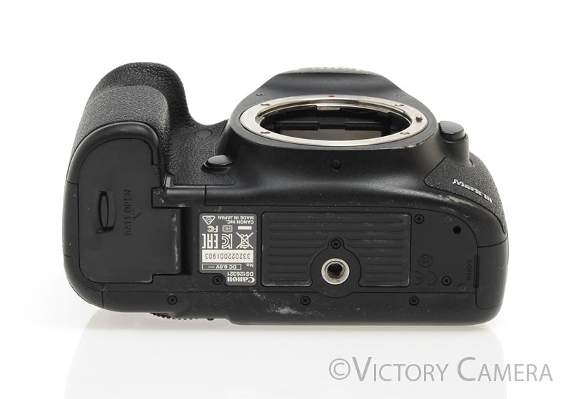 Canon 5D Mark III 22.3MP DSLR Camera Body w/ Charger  [GOOD] - Victory Camera