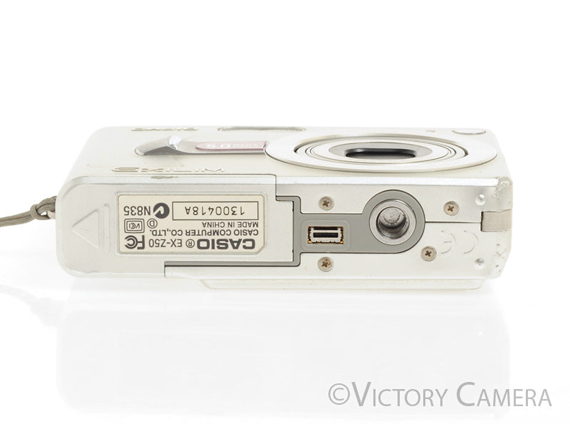 Casio EXILM EX-Z50 Silver 5MP Digital Point &amp; Shoot Camera [EXC-] - Victory Camera