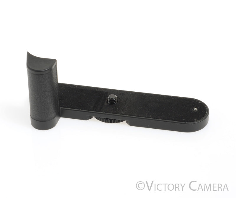 Leica 18712 Hand Grip for X1 &amp; X2 Digital Cameras [EXC+] - Victory Camera