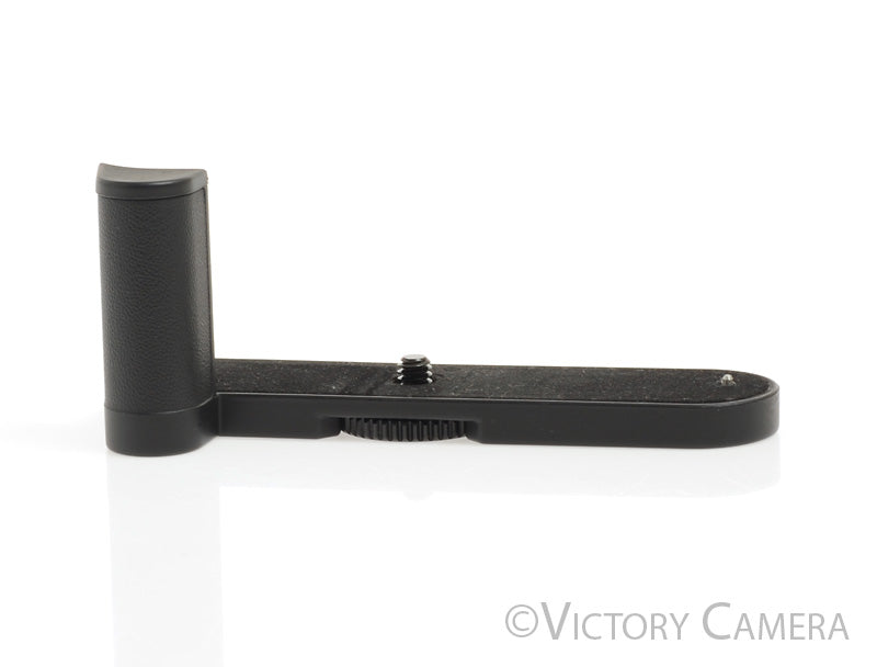 Leica 18712 Hand Grip for X1 &amp; X2 Digital Cameras [EXC+] - Victory Camera