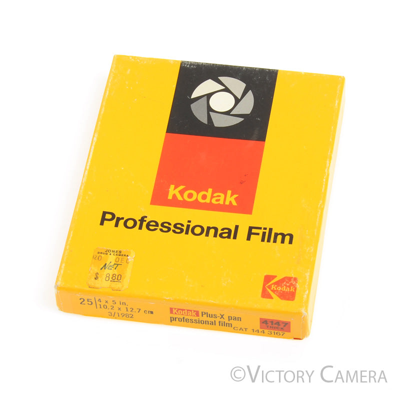 Kodak Plus-X Pan 4147 Thick 4x5 Large Format Film 25 Sheets -Unopened, Exp 1982- - Victory Camera
