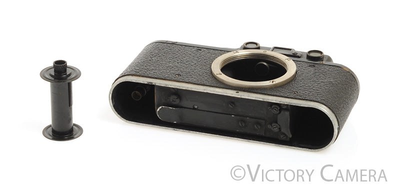 Leica IID Black Rangefinder Camera Body (needs CLA)  [AS-IS] - Victory Camera