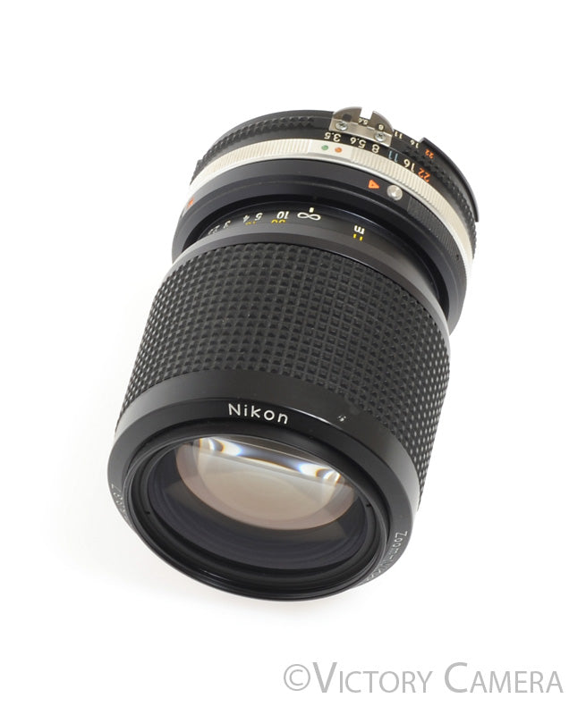 Nikon Nikkor 35-105mm f3.5-4.5 AI-S Manual Focus Zoom Lens -Clean-