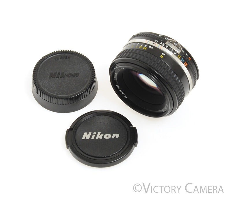 Nikon Nikkor 50mm F1.8 AI-S Manual Lens III (Long Version) [MINT]