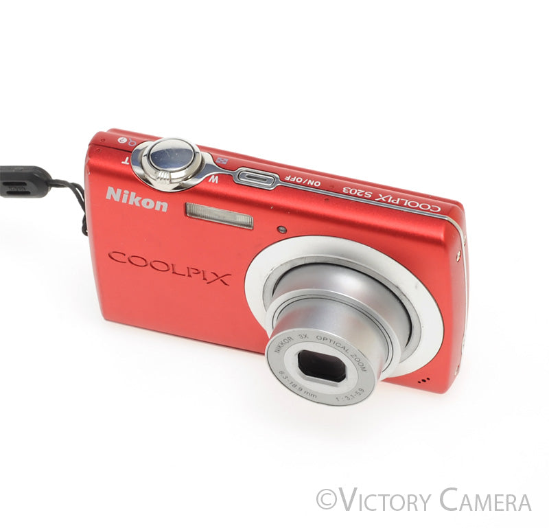 Nikon CoolPix S203 10MP Red Digital Point &amp; Shoot Camera [EXC]