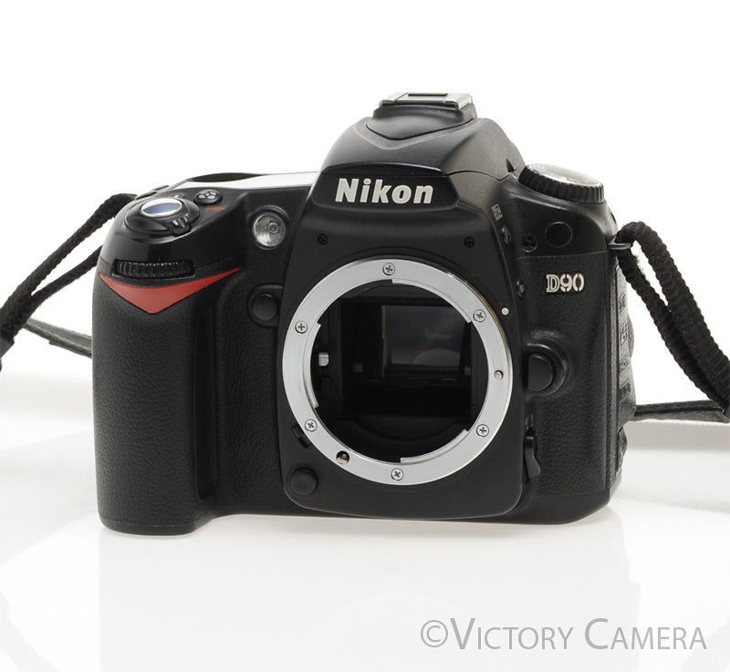 Nikon D90 12.3MP Digital SLR Camera Body ~71,600 Shots [EXC]