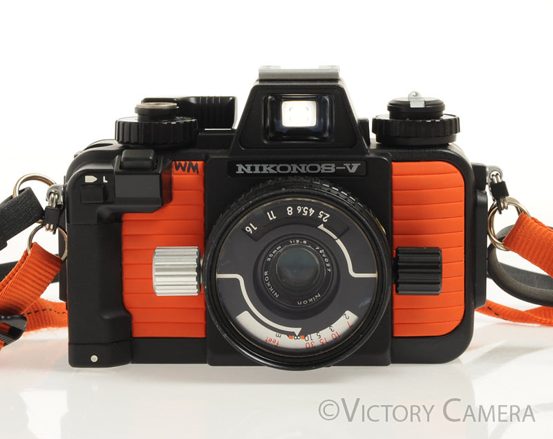 Nikon Nikonos V Underwater Camera w/ 35mm f2.5 Lens [EXC-] - Victory Camera