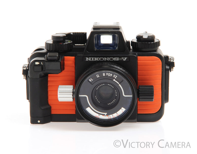 Nikon Nikonos V Underwater Camera w/ 35mm f2.5 Lens [EXC+] - Victory Camera