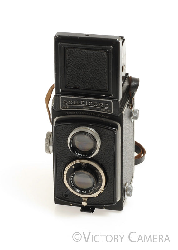 Rolleicord Ia Twin Lens Reflex Camera w/ 7.5cm f3.5 Triotar Lens - Victory Camera