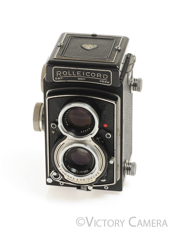 Rollei Rolleicord V TLR Medium Format Camera w/ 75mm f3.5 Xenar Lens [EX] - Victory Camera