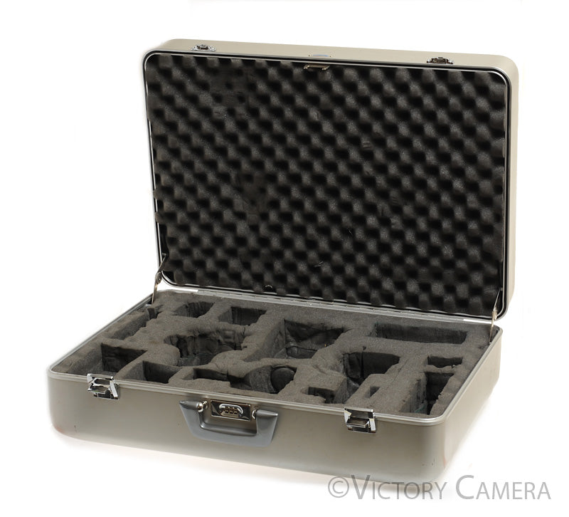 Zero Halliburton Chrome Rare Large Aluminum Camera Case ~26&quot; x 18&quot; x 9&quot; [EXC] - Victory Camera